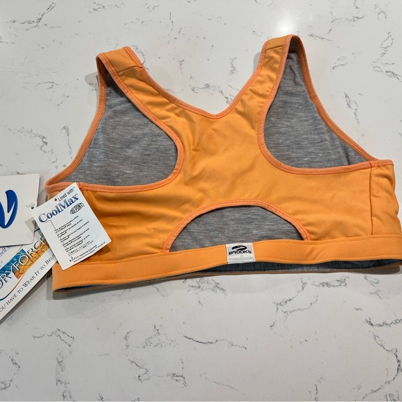 Brooks Power Pro Bra, size XL, color Mango, reversible - Picture 2 of 5